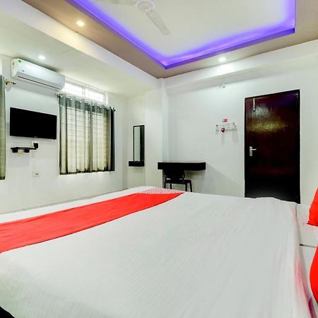 Oyo 80488 Mi Casa Homestay 구와하티 외부 사진