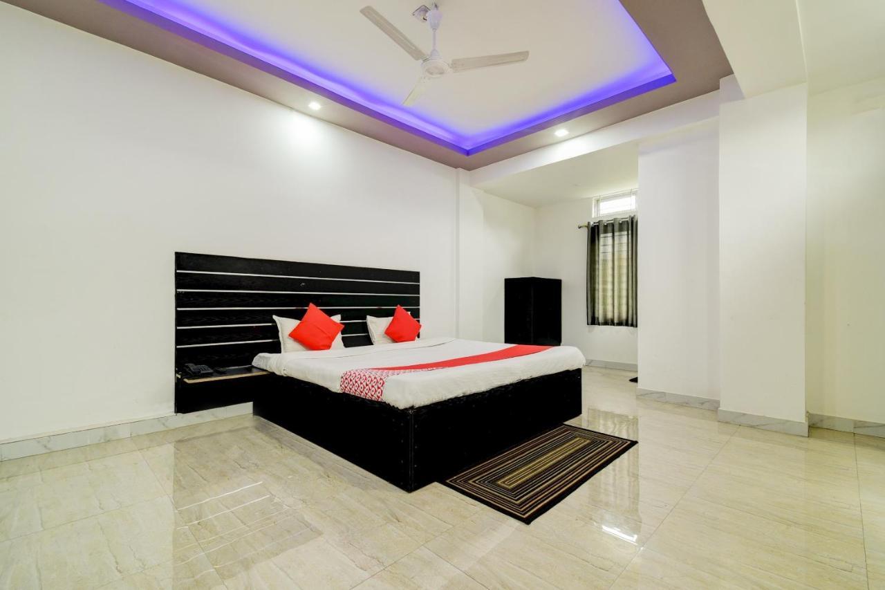 Oyo 80488 Mi Casa Homestay 구와하티 외부 사진